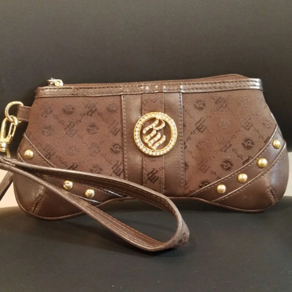 Wristlet